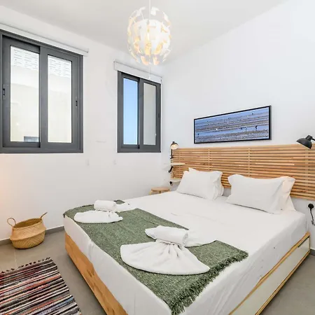 By The - Sea Pearl Villa *