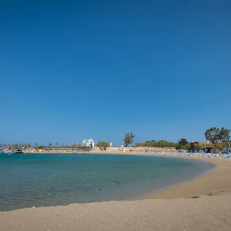 By The - Sea Pearl